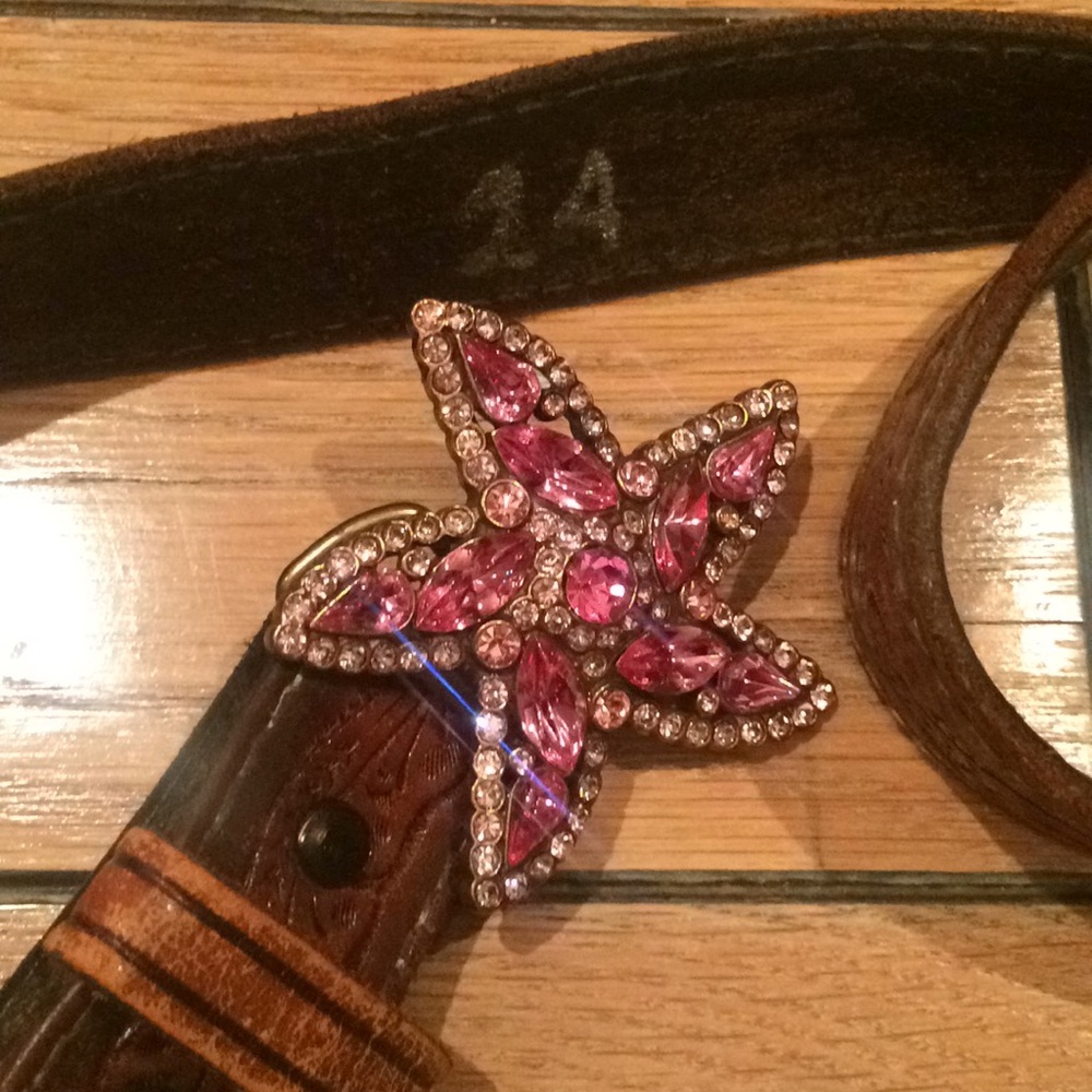 B Low The Belt w/Crystal Girls. Size 24